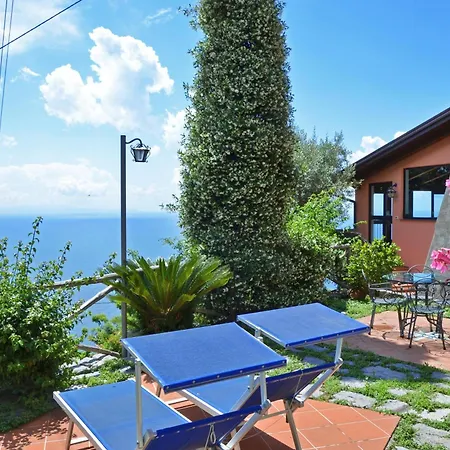 Casa Lella - Happy